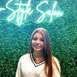 Meet your Posher, Jillian